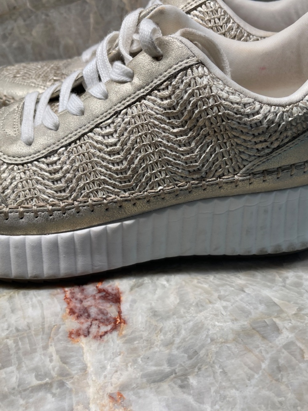 Universal Thread Persephone Sneaker Size 10 - Picture 5 of 5